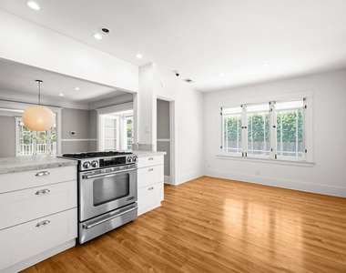 1441 N Ogden Drive - Photo Thumbnail 23