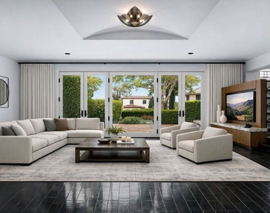 305 S Bedford Drive - Photo Thumbnail 3