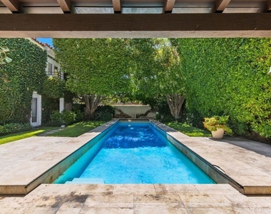 305 S Bedford Drive - Photo Thumbnail 26