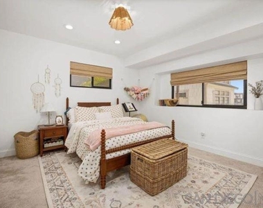 3641 Mount Aclare Ave - Photo Thumbnail 21