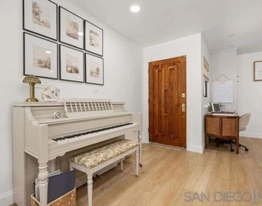 3641 Mount Aclare Ave - Photo Thumbnail 4