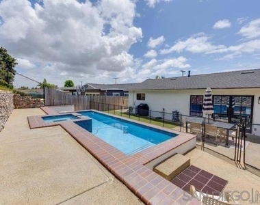 3641 Mount Aclare Ave - Photo Thumbnail 33