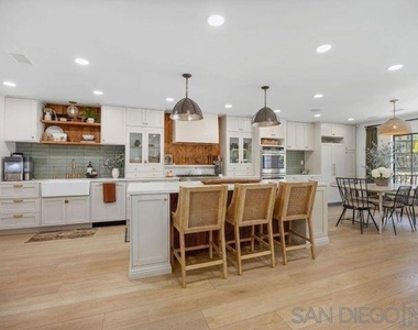 3641 Mount Aclare Ave - Photo Thumbnail 9