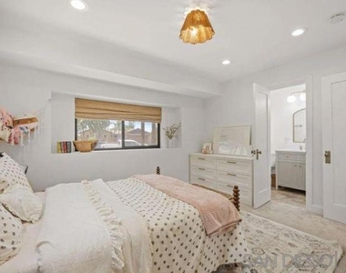 3641 Mount Aclare Ave - Photo Thumbnail 23