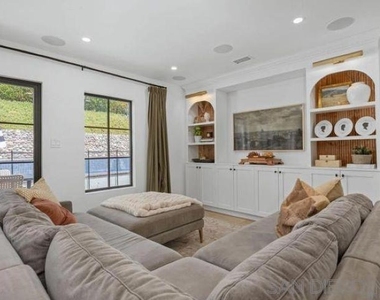 3641 Mount Aclare Ave - Photo Thumbnail 14