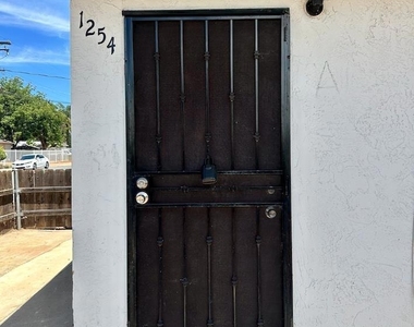 1254 Sumner - Photo Thumbnail 5