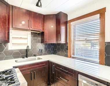 4655 Date Ave - Photo Thumbnail 5