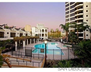 700 W Harbor Dr. - Photo Thumbnail 21