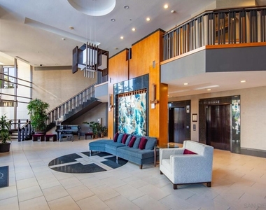 700 W Harbor Dr. - Photo Thumbnail 30