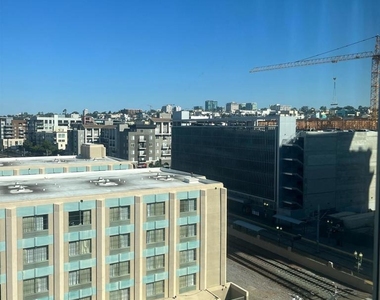 825 W Beech St - Photo Thumbnail 18