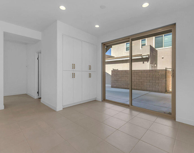 74236 Dexter Street - Photo Thumbnail 4