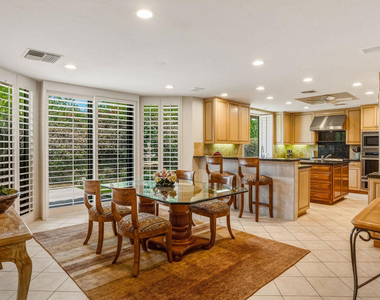 5 Stanford Drive - Photo Thumbnail 12