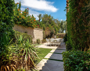 5 Stanford Drive - Photo Thumbnail 18