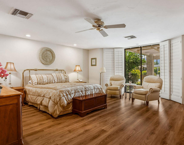 5 Stanford Drive - Photo Thumbnail 24