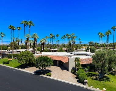 140 Columbia Drive - Photo Thumbnail 1