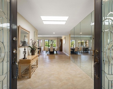 140 Columbia Drive - Photo Thumbnail 13