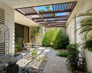140 Columbia Drive - Photo Thumbnail 11