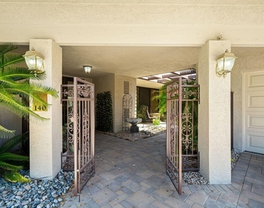 140 Columbia Drive - Photo Thumbnail 10