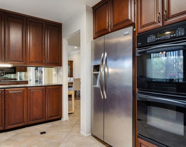 140 Columbia Drive - Photo Thumbnail 26