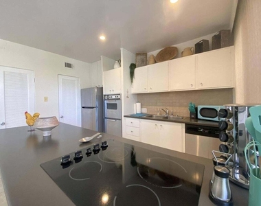 46023 Portola Avenue - Photo Thumbnail 5