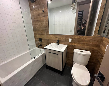 1140 Dekalb Avenue - Photo Thumbnail 8