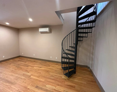 1140 Dekalb Avenue - Photo Thumbnail 3