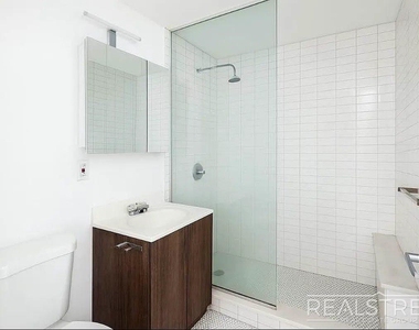 286 Stanhope Street - Photo Thumbnail 4