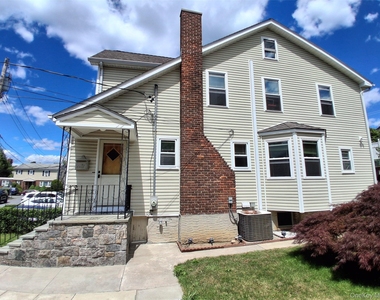 16 Richardson Place - Photo Thumbnail 1