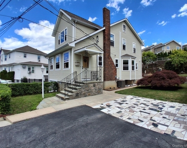16 Richardson Place - Photo Thumbnail 3