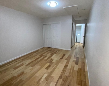 85 N Middletown Road - Photo Thumbnail 14
