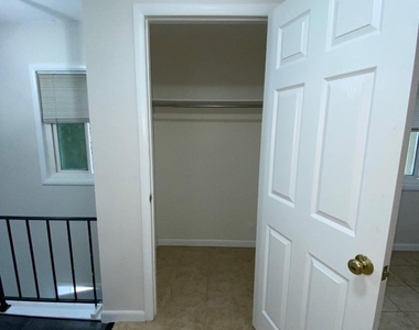 85 N Middletown Road - Photo Thumbnail 18