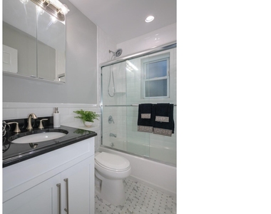 92 South Clinton Avenue - Photo Thumbnail 6
