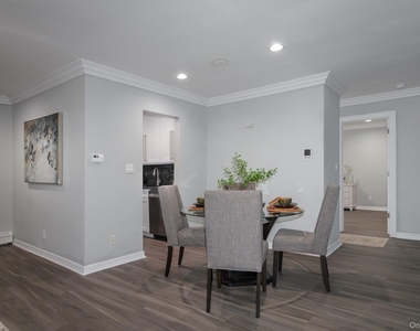 92 South Clinton Avenue - Photo Thumbnail 3