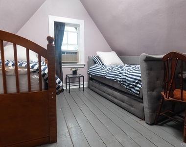 32 Lake Avenue - Photo Thumbnail 14