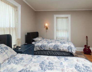 32 Lake Avenue - Photo Thumbnail 25