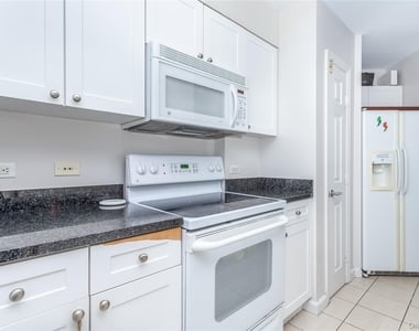 300 Mamaroneck Avenue - Photo Thumbnail 4