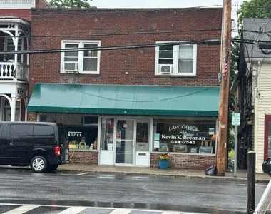 284 Main Street - Photo Thumbnail 1