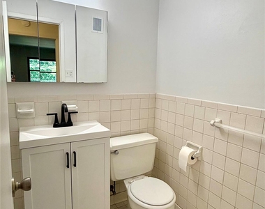 2241 Palmer Ave - Photo Thumbnail 9