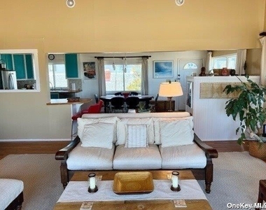 3 Oswego Avenue - Photo Thumbnail 4