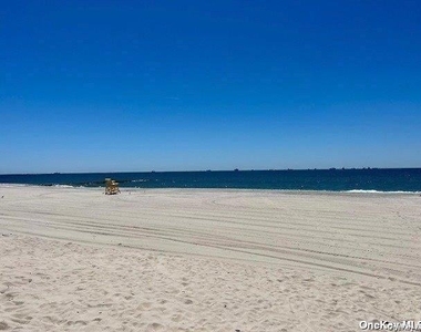3 Oswego Avenue - Photo Thumbnail 11