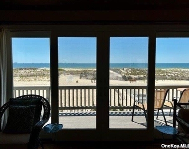 3 Oswego Avenue - Photo Thumbnail 17