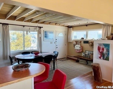3 Oswego Avenue - Photo Thumbnail 8