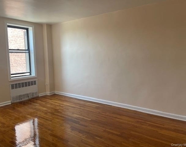 631 Beach 9th Street - Photo Thumbnail 6