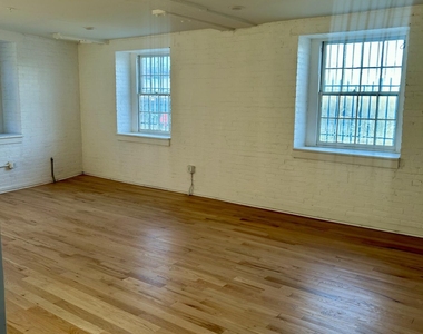 155 River Street - Photo Thumbnail 12