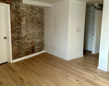155 River Street - Photo Thumbnail 12