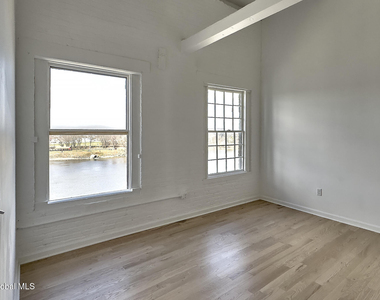 155 River Street - Photo Thumbnail 12