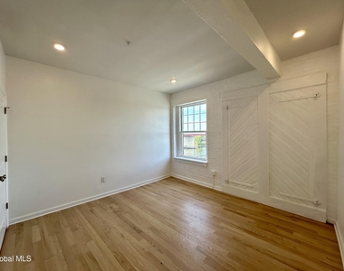 155 River Street - Photo Thumbnail 14