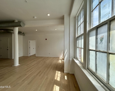 155 River Street - Photo Thumbnail 10
