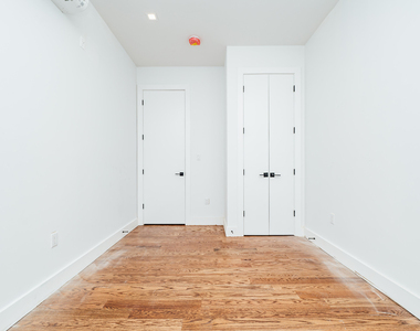 1183 Gates Ave 11221 - Photo Thumbnail 2