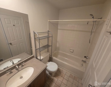6 Driftwood Drive - Photo Thumbnail 15